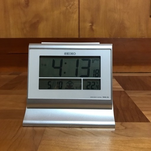 デジタル電波目覚まし時計　SQ680S　セイコー