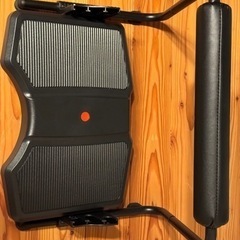 サンワダイレクト　フットレスト　デスク下　オットマン付き　本体の...