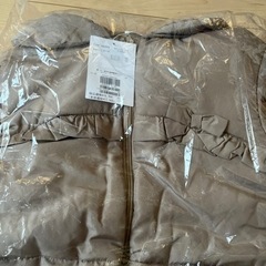 新品！女の子　B e B e ハーフコート150cmの画像