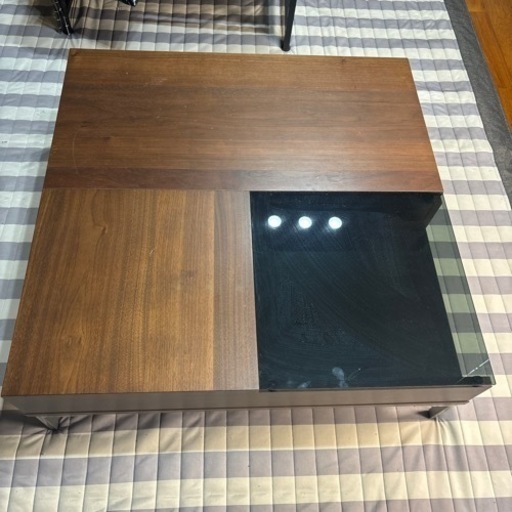 家具 テーブル センターテーブル　ガラス収納付