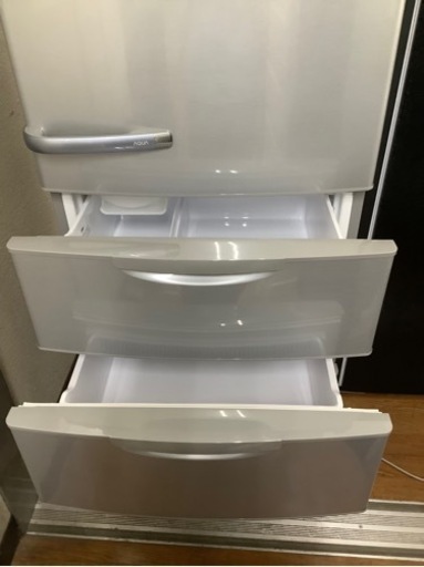 AQUA 4ドア冷蔵庫 2015年製 AQRｰ361D 355L入荷致しました‼︎