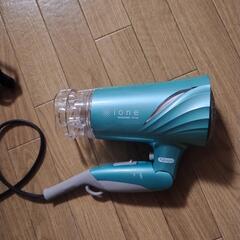 単機能レンジ、掃除機、ドライヤーセットの画像