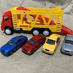 プルバック　ミニカー3台とその他いろいろミニカーの画像