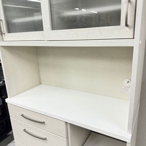 W 17649  NITORI ２枚ガラス扉キッチンボード食器棚   ◆大阪市内・東大阪市他 6,000円以上ご購入で無料配達いたしま