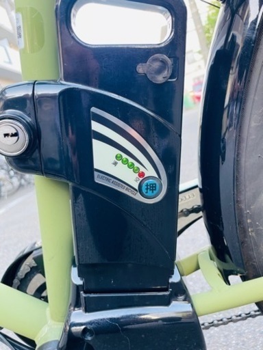 自転車 クロスバイク　電動　アシスト