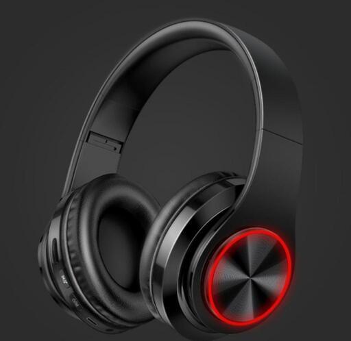 ♥️新品未使用♥️ワイヤレスヘッドホン Bluetooth5.2 【折り畳み式・7色LED付き】 無線/有線/TFカード オーバーイヤーヘッドホン 40mmドライバー内蔵 24時間再生 超低遅延 密閉型 超軽量 マイク内蔵 通話 音楽/映画鑑賞\n家電 オーディオ ヘッドフォン　黒