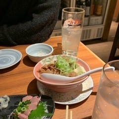 明日上野で飲みませんか？