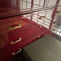 【差し上げます】両開きのタンスの画像
