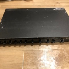 Roland FM-186