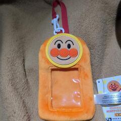 アンパンマン　ふわふわ　アップリケパスケース