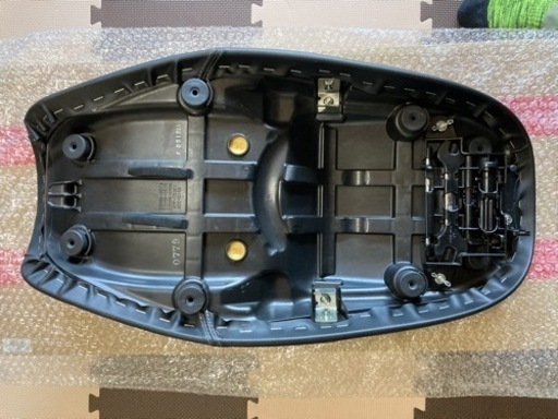 完品！z900rs  ハイシート　純正 