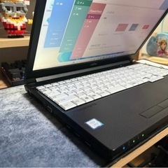 パソコン ノートパソコンの画像