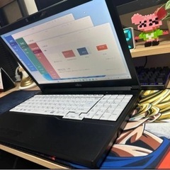 パソコン ノートパソコンの画像