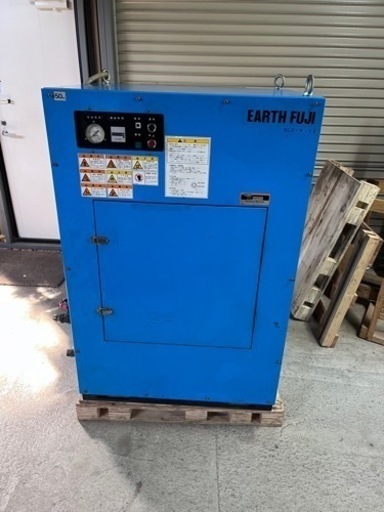 エアーコンプレッサー　10馬力　パッケージ　防音