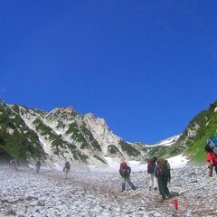 08/10～08/11 	白馬大雪渓を歩いて白馬岳に登ろう