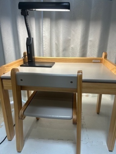 大和屋　　ノスタリトルデスクandチェア
