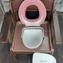 介護用 家具調 ポータブルトイレ