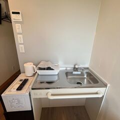 タイニーハウス　コンテナハウス　スーパーハウス　コテージ　グランピング　移動できる小さな家（へや）アパートメントの画像