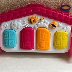 ０歳から音楽教育！足でドレミ♪