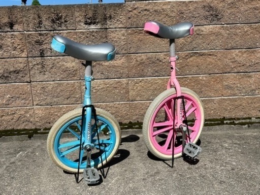 一輪車　ヘルメット、プロテクター付き