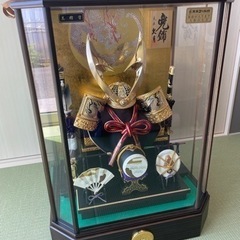 五月人形　人形の久月　兜飾　オルゴール付の画像
