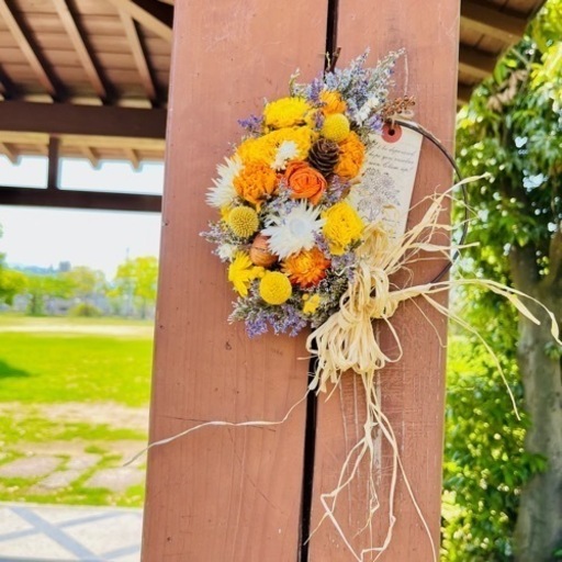 完売　母の日まで価格　水やりなしでずっと飾れる初夏、夏、その先紅葉の季節にも、なリース