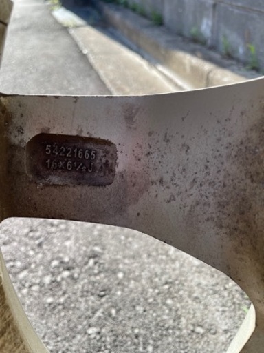 車のパーツ タイヤ、ホイール　
