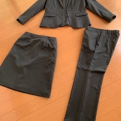 リクルートスーツレディース