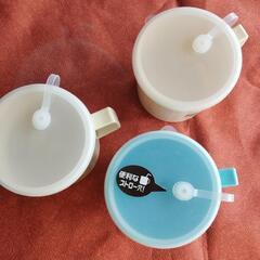 ストロー穴付き蓋付きマグカップ３つまとめての画像
