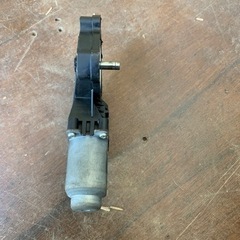 シトロエンC3 (ABA-F55F01)左PWモーターの画像