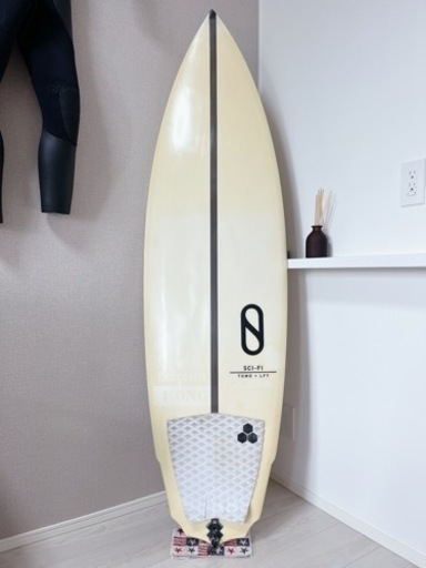 サーフボード　ケリースレーター