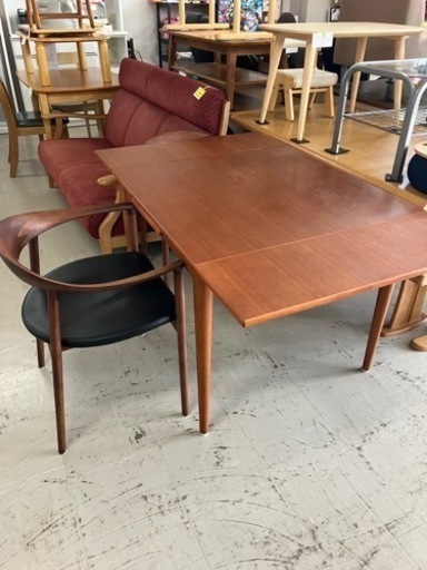 取引場所 南観音 ロ2405-374 ダイニングテーブルセット イス2脚付き バラ売り不可 テーブル伸長式