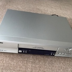 お譲り先決まりました【ジャンク品】 VHSビデオデッキ 