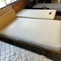 商談中 家具 ベッド セミダブルベッド　無印良品 の画像