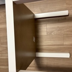 IKEAテーブルの画像