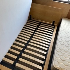 商談中 家具 ベッド セミダブルベッド　無印良品 の画像