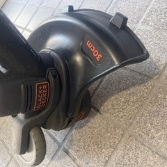 草刈り機　庭の手入れ　ブラックアンドデッカーの画像