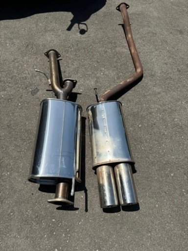 E51エルグランド　マフラー　中間柿本