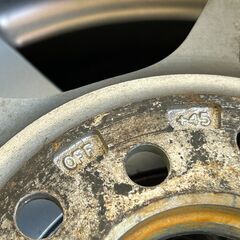即日手渡し歓迎！発送不可　社外ホイール　ヴォクシーにて使用　スタッドレスタイヤ　195/65R15　無料のためノークレーム・ノーリターンの画像