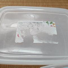 ⤵️値下げしました⤵️大きめタッパー５個　まとめ売りの画像