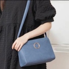 ショルダーバッグの画像