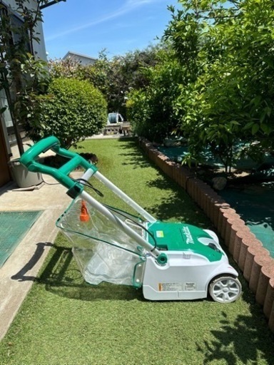 マキタ 電動芝刈機