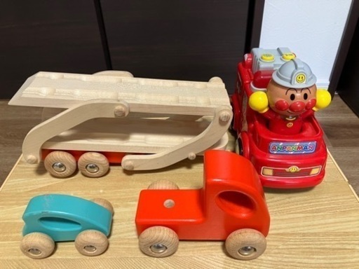 おもちゃ ミニカー　ボーネルンド