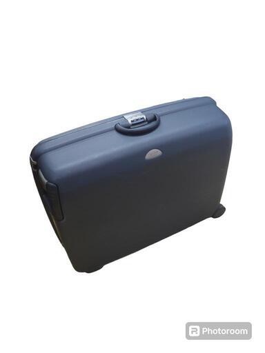 【売ります】キャリーケース　旅行カバン　黒　2輪タイプ