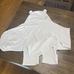 おくるみ&スリーパー綿100%2点セット星柄モノトーン綺麗めの画像