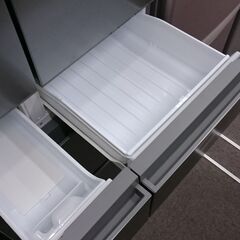 （2024.7.25　お買い上げありがとうございます。）パナソニック　６ドア冷蔵庫５１３L　２０２１年製　NR-F516MEX　69ｃｍ幅　質量108㎏　真ん中野菜室　自動製氷付き　グレー　高く買取るゾウ八幡東店の画像