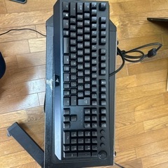 パソコン デスクトップパソコンの画像