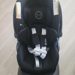 Cybex チャイルドシート