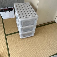 衣装ケース
