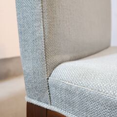 イタリアのPHILIPP SELVA(フィリップ・セルバ) Eleganza アームレスチェア 2脚セットです。モダンな印象のダイニングチェアはリビングのサイドチェアやラウンジチェアとしても♪の画像